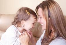 Jak předejít nezdravé fixaci dítěte na matce